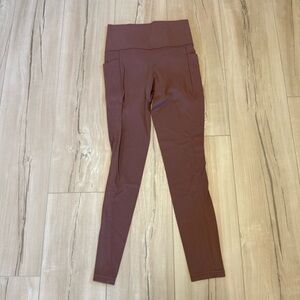 Athleta Salutation Stash High Rise 7/8 Legging